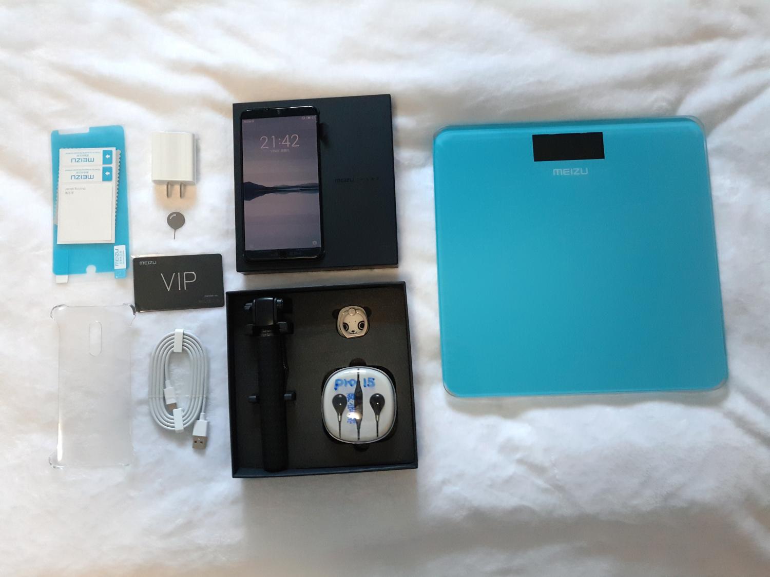 魅族15Plus 128G爱不释手,送了好多礼品…